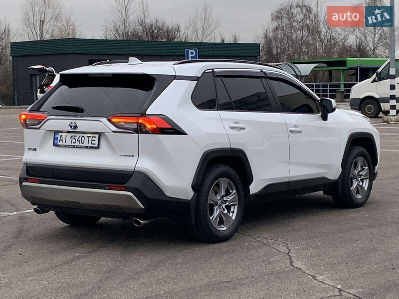 Позашляховик / Кросовер Toyota RAV4 2023 в Києві