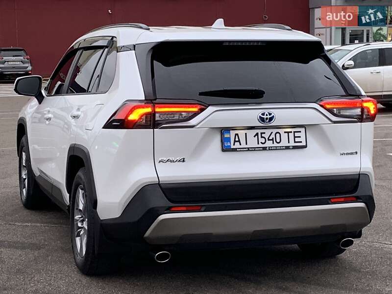 Позашляховик / Кросовер Toyota RAV4 2023 в Києві