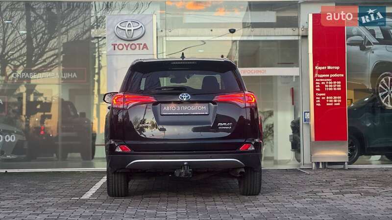 Позашляховик / Кросовер Toyota RAV4 2017 в Ужгороді фото 4 Позашляховик / Кросовер Toyota RAV4 2017 в Ужгороді