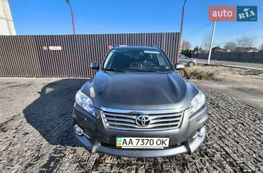 Внедорожник / Кроссовер Toyota RAV4 2012 в Софиевской Борщаговке