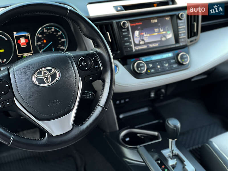 Внедорожник / Кроссовер Toyota RAV4 2016 в Одессе фото 28 Внедорожник / Кроссовер Toyota RAV4 2016 в Одессе