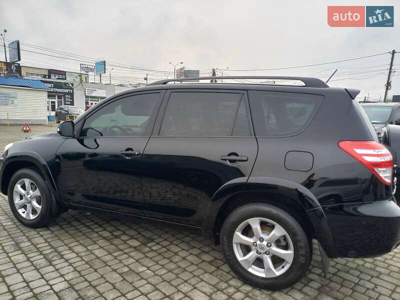 Toyota RAV4 2010