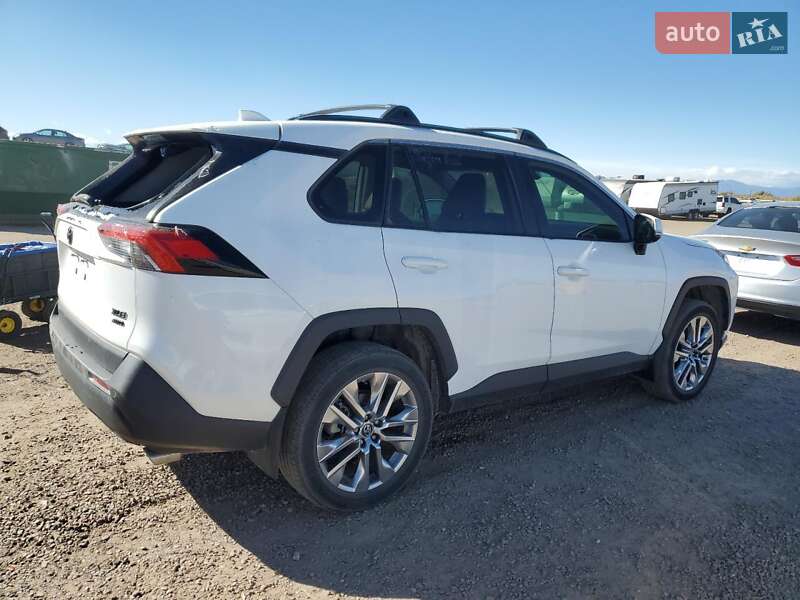 Внедорожник / Кроссовер Toyota RAV4 2019 в Львове