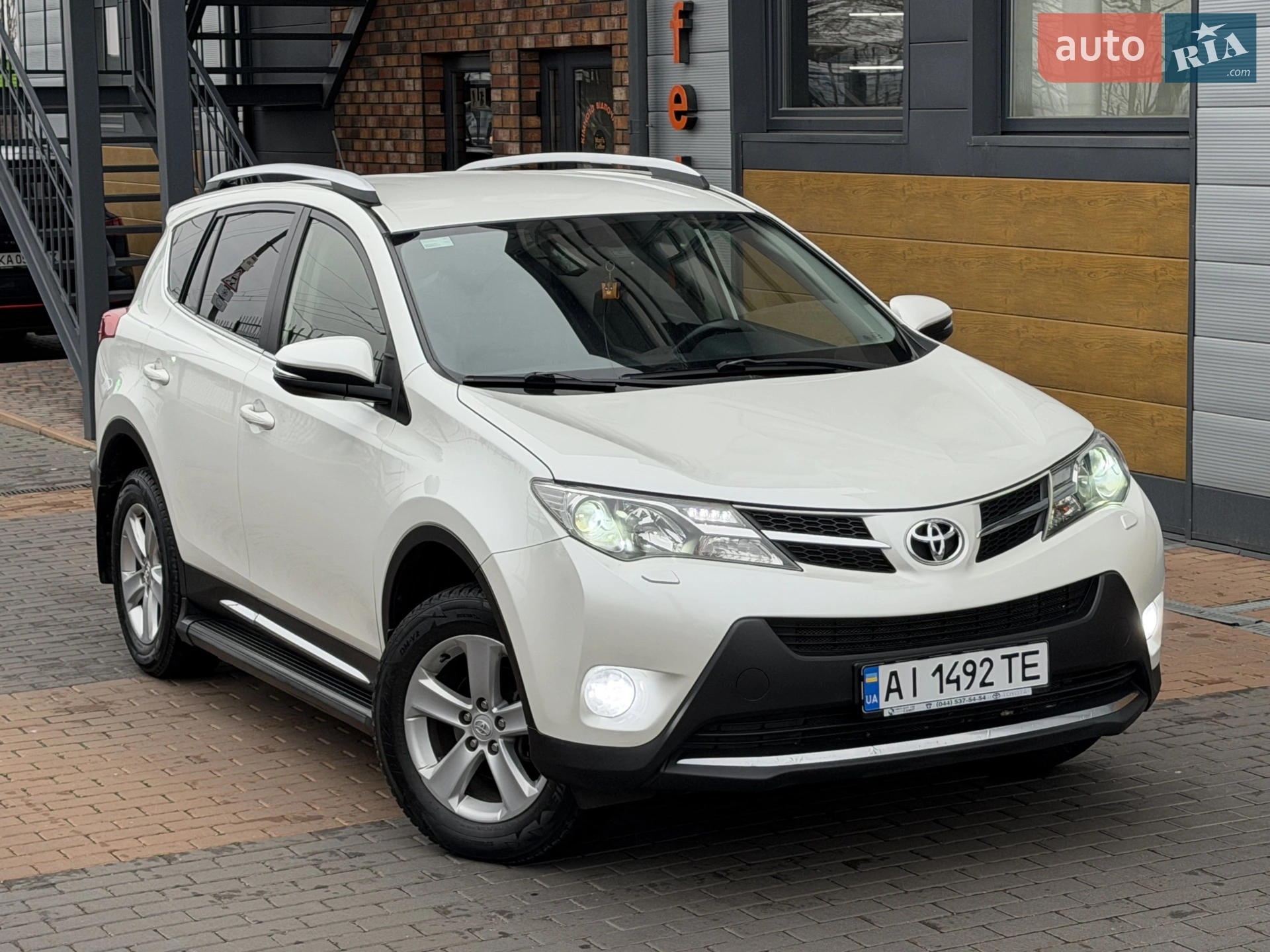 2014 Toyota RAV 4 - мініатюра 15