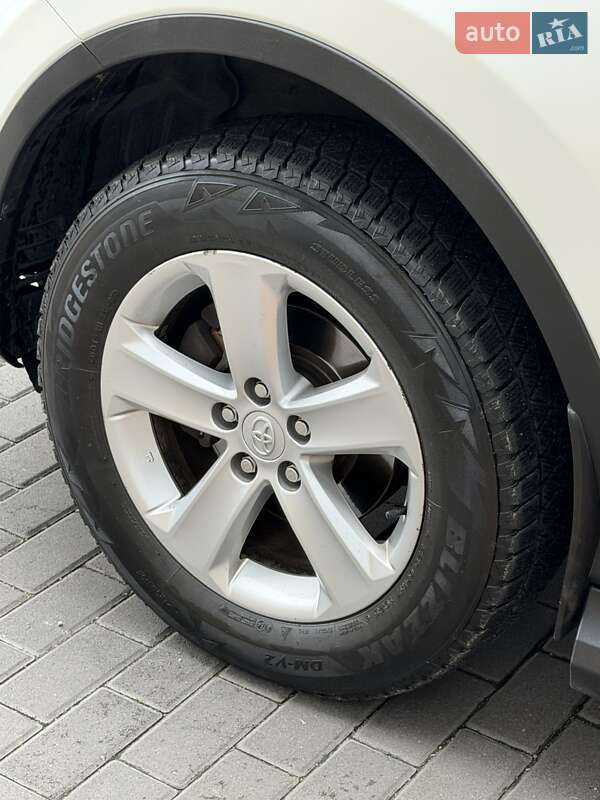 Внедорожник / Кроссовер Toyota RAV4 2014 в Белой Церкви