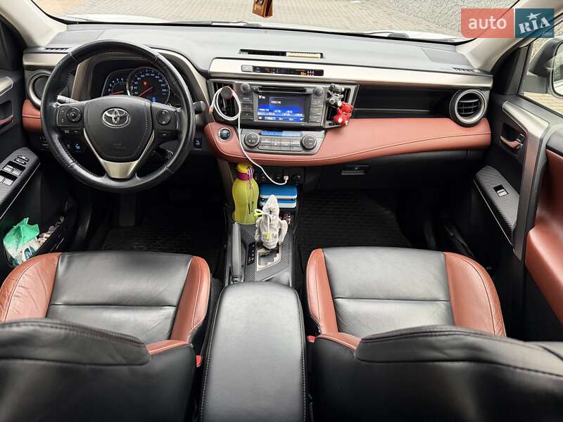 Внедорожник / Кроссовер Toyota RAV4 2014 в Белой Церкви