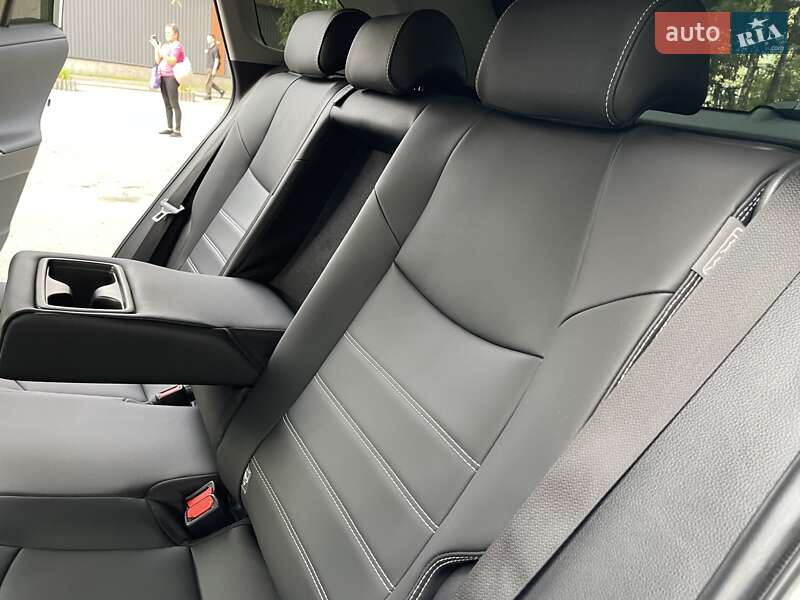 Внедорожник / Кроссовер Toyota RAV4 2022 в Виннице