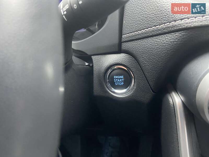 Внедорожник / Кроссовер Toyota RAV4 2019 в Хмельницком фото 36 Внедорожник / Кроссовер Toyota RAV4 2019 в Хмельницком