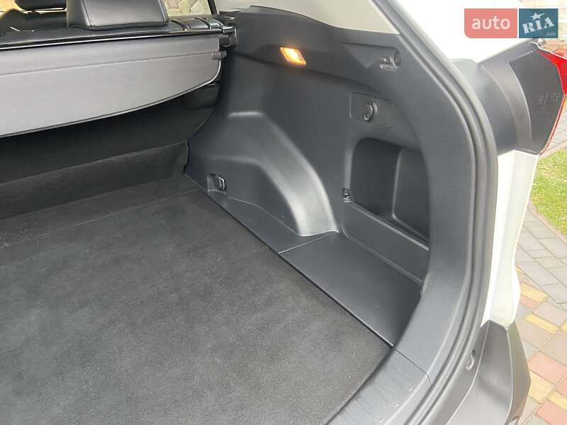 Внедорожник / Кроссовер Toyota RAV4 2019 в Хмельницком фото 54 Внедорожник / Кроссовер Toyota RAV4 2019 в Хмельницком