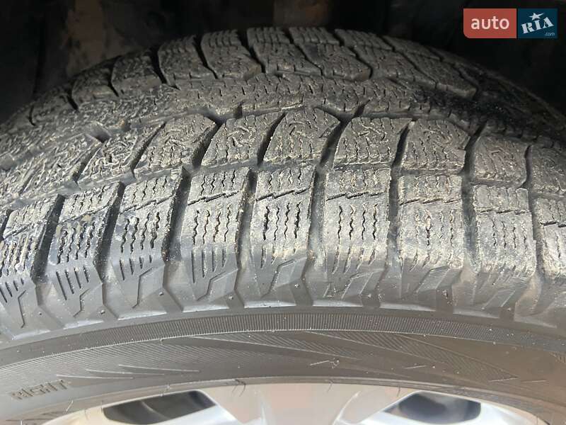 Внедорожник / Кроссовер Toyota RAV4 2019 в Хмельницком фото 29 Внедорожник / Кроссовер Toyota RAV4 2019 в Хмельницком