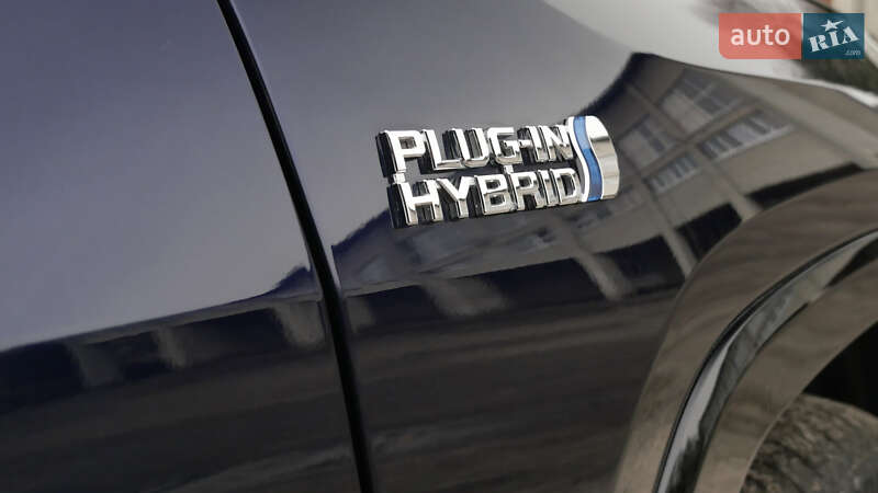 Позашляховик / Кросовер Toyota RAV4 2020 в Львові