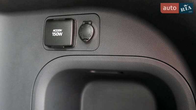 Позашляховик / Кросовер Toyota RAV4 2020 в Львові