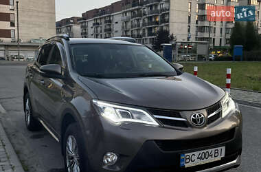 Внедорожник / Кроссовер Toyota RAV4 2013 в Рудки