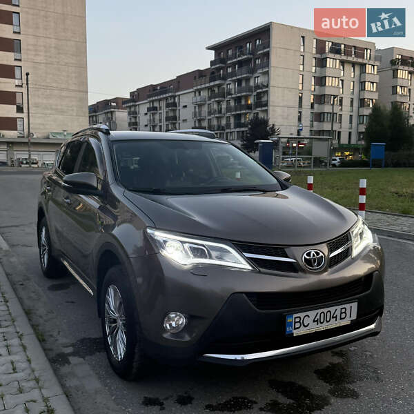 Toyota RAV4 2013