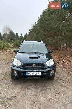 Позашляховик / Кросовер Toyota RAV4 2001 в Луцьку
