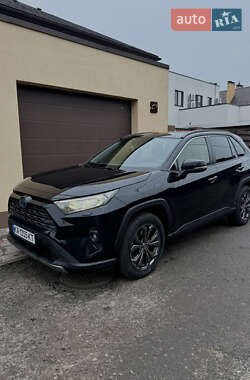Внедорожник / Кроссовер Toyota RAV4 2023 в Киеве