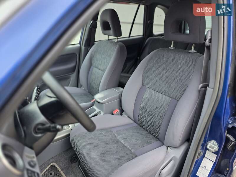 Позашляховик / Кросовер Toyota RAV4 2003 в Бердичеві фото 19 Позашляховик / Кросовер Toyota RAV4 2003 в Бердичеві