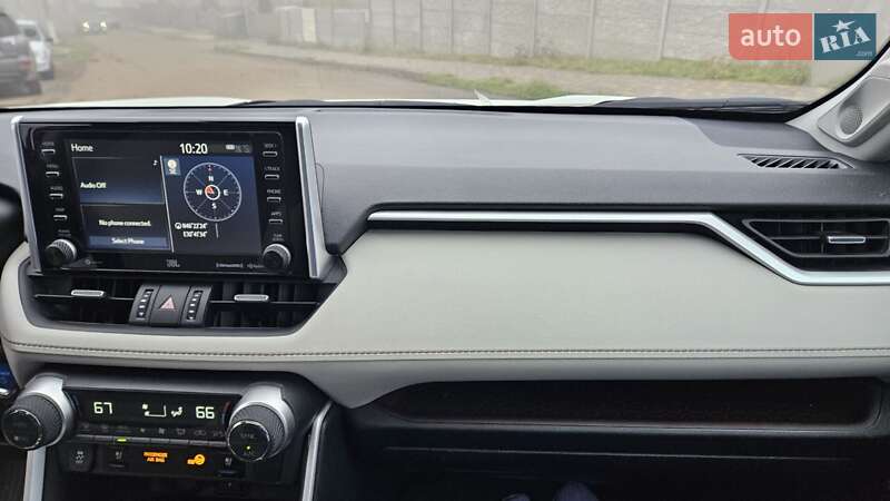 Позашляховик / Кросовер Toyota RAV4 2020 в Одесі фото 10 Позашляховик / Кросовер Toyota RAV4 2020 в Одесі