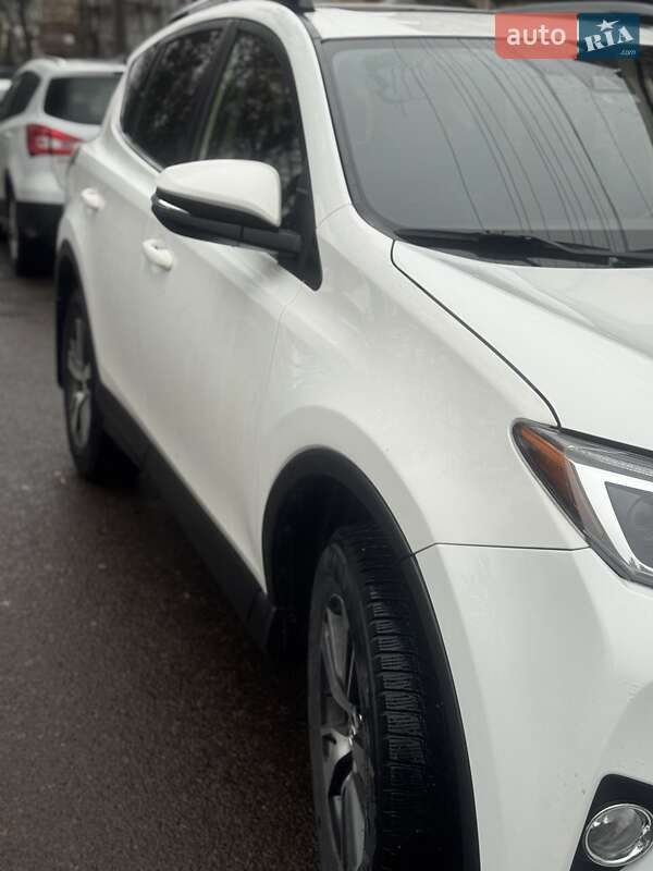 Позашляховик / Кросовер Toyota RAV4 2018 в Львові фото 34 Позашляховик / Кросовер Toyota RAV4 2018 в Львові
