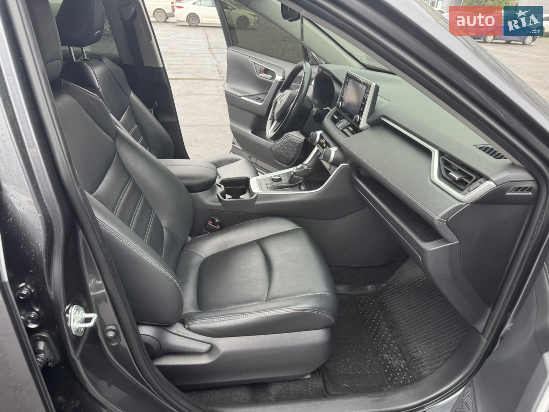 2019 Toyota RAV 4 - мініатюра 12