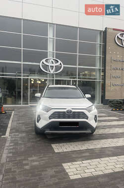 Внедорожник / Кроссовер Toyota RAV4 2023 в Киеве