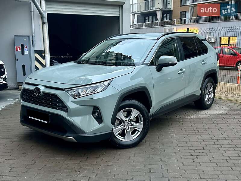Toyota RAV4 2023