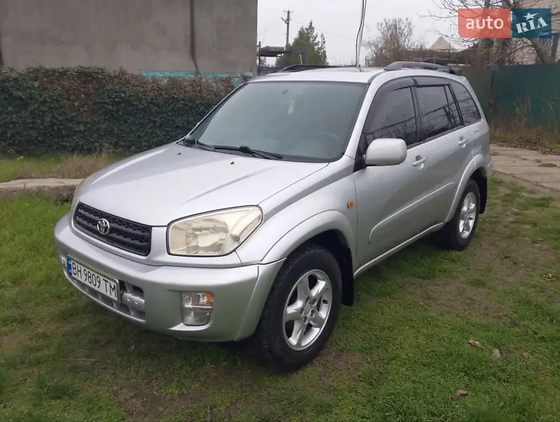 Toyota RAV4 2001