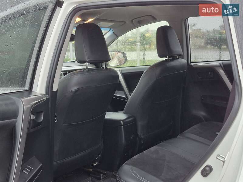 Внедорожник / Кроссовер Toyota RAV4 2018 в Кропивницком фото 7 Внедорожник / Кроссовер Toyota RAV4 2018 в Кропивницком