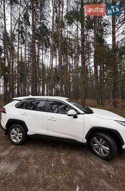 Внедорожник / Кроссовер Toyota RAV4 2020 в Черкассах