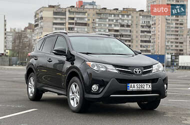 Позашляховик / Кросовер Toyota RAV4 2014 в Києві