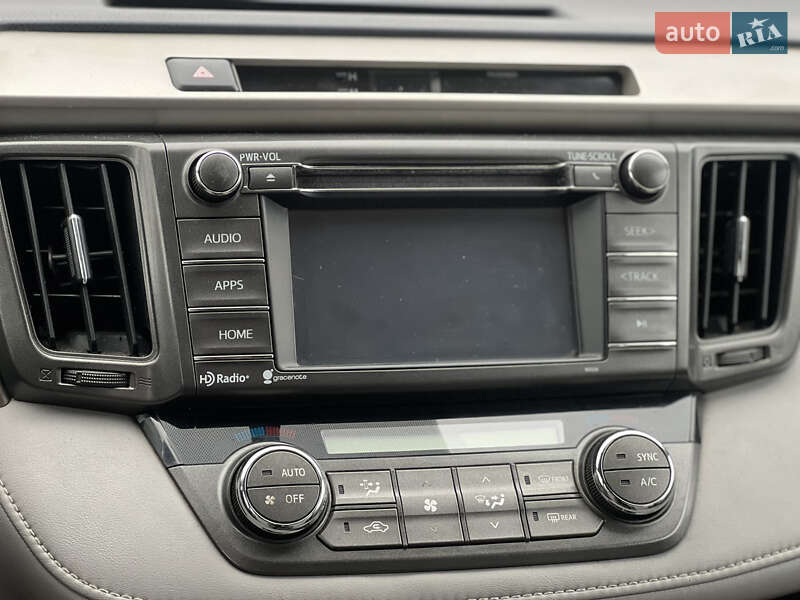 Позашляховик / Кросовер Toyota RAV4 2014 в Києві