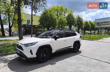 Позашляховик / Кросовер Toyota RAV4 2020 в Трускавці