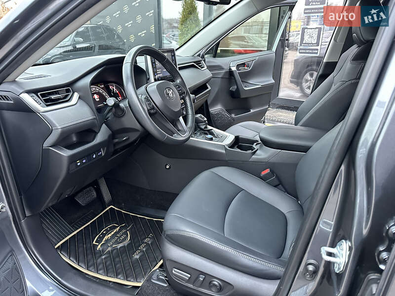 Внедорожник / Кроссовер Toyota RAV4 2021 в Харькове фото 15 Внедорожник / Кроссовер Toyota RAV4 2021 в Харькове