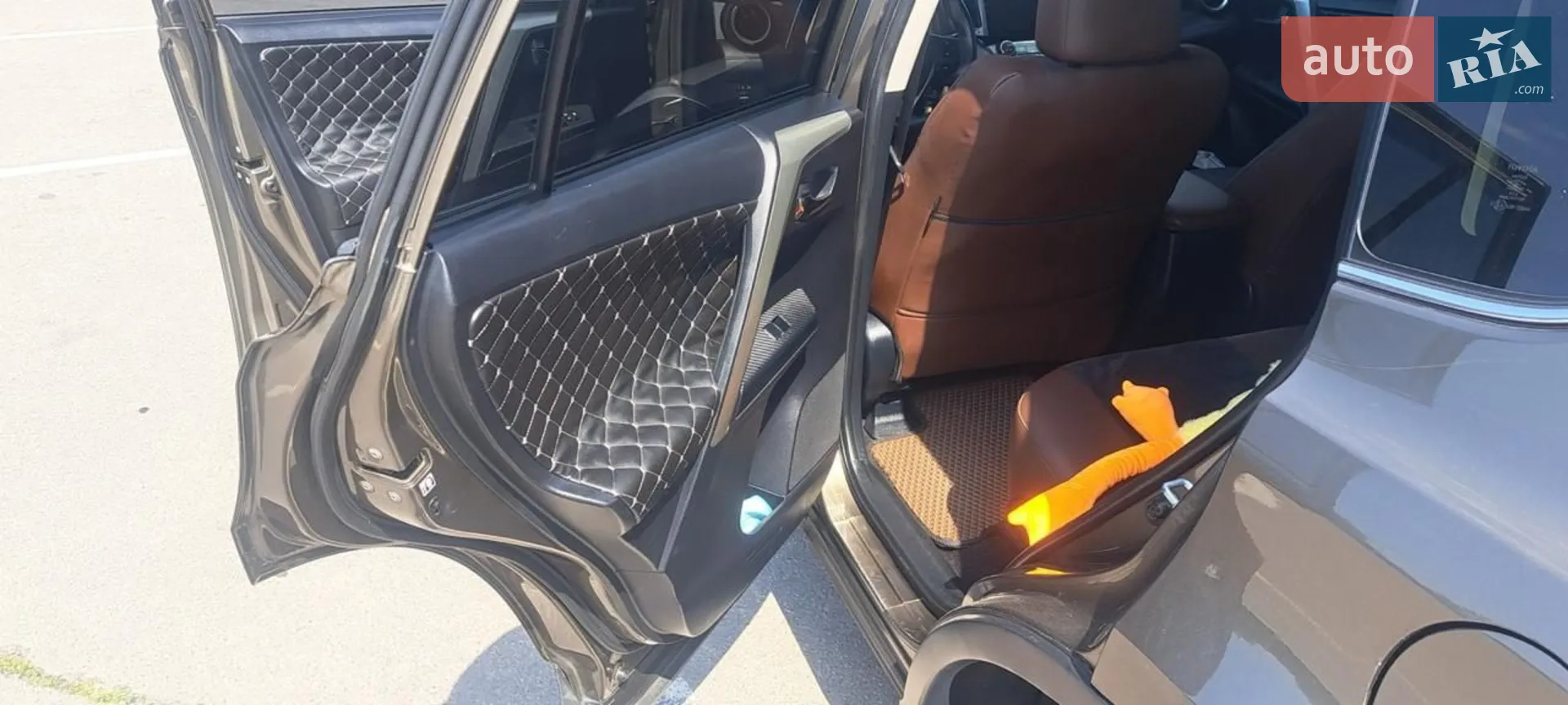 2013 Toyota RAV 4 - мініатюра 8
