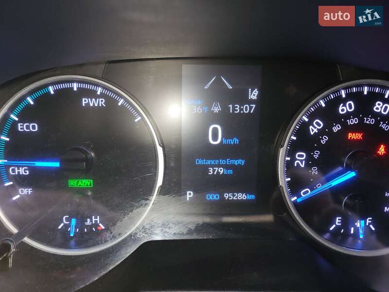 Внедорожник / Кроссовер Toyota RAV4 2022 в Полтаве