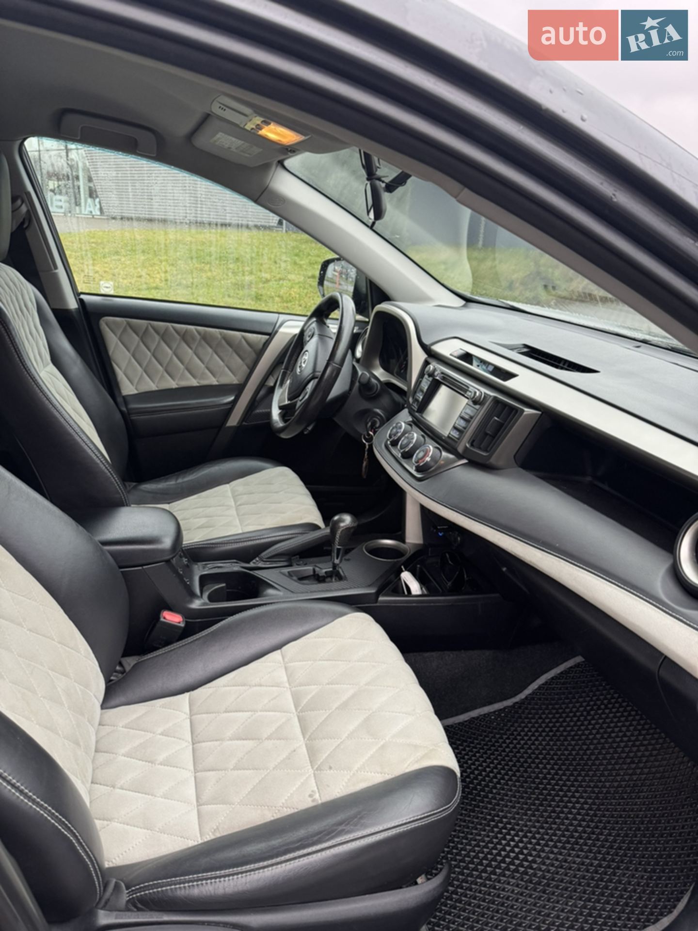 2014 Toyota RAV 4 - мініатюра 8
