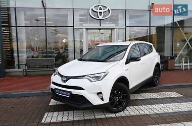 Внедорожник / Кроссовер Toyota RAV4 2018 в Киеве