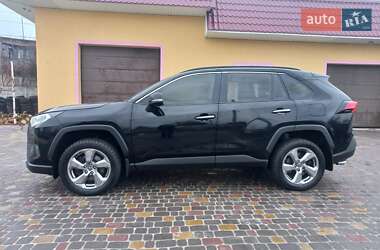 Позашляховик / Кросовер Toyota RAV4 2019 в Полтаві