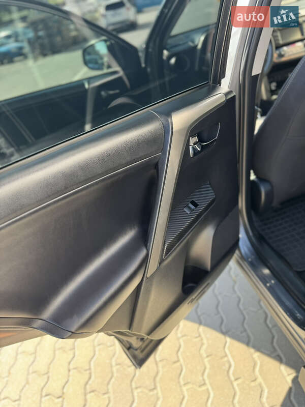 Внедорожник / Кроссовер Toyota RAV4 2013 в Хмельницком фото 20 Внедорожник / Кроссовер Toyota RAV4 2013 в Хмельницком
