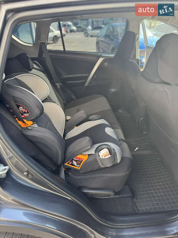 Внедорожник / Кроссовер Toyota RAV4 2013 в Хмельницком фото 22 Внедорожник / Кроссовер Toyota RAV4 2013 в Хмельницком