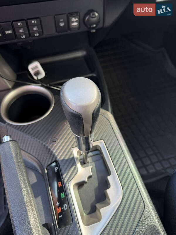 Внедорожник / Кроссовер Toyota RAV4 2013 в Хмельницком фото 29 Внедорожник / Кроссовер Toyota RAV4 2013 в Хмельницком