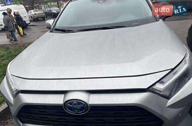 Внедорожник / Кроссовер Toyota RAV4 2024 в Киеве