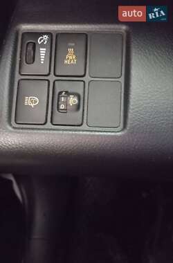 Внедорожник / Кроссовер Toyota RAV4 2006 в Черновцах