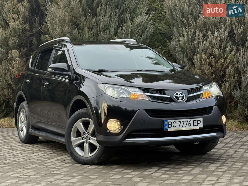 Toyota RAV4 2015