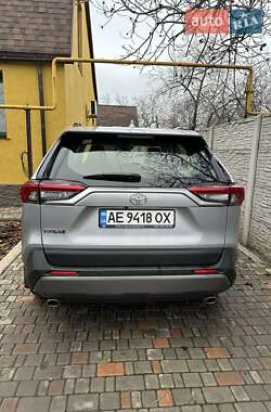 Позашляховик / Кросовер Toyota RAV4 2021 в Високопіллі