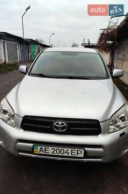 Внедорожник / Кроссовер Toyota RAV4 2006 в Павлограде
