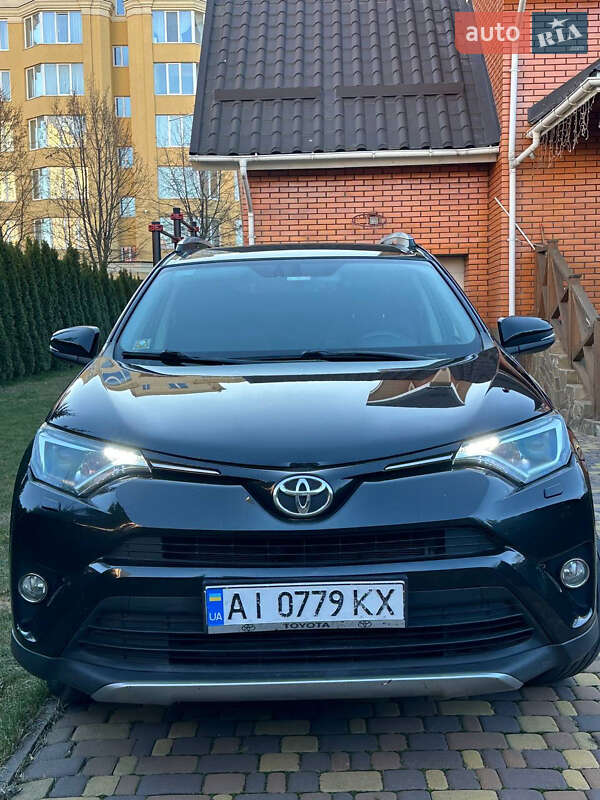 Toyota RAV4 2016