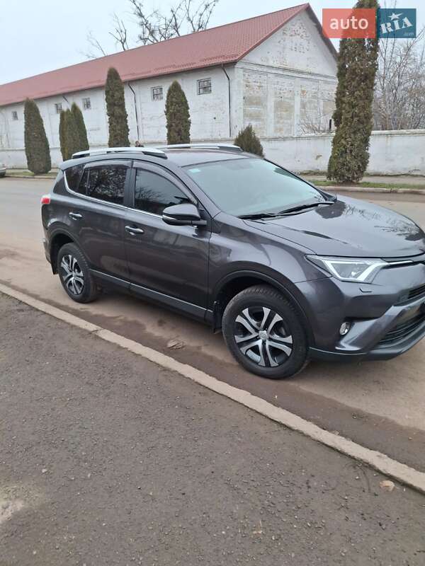 Toyota RAV4 2016