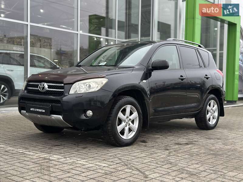 Позашляховик / Кросовер Toyota RAV4 2008 в Києві