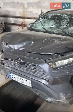 Внедорожник / Кроссовер Toyota RAV4 2020 в Кривом Роге